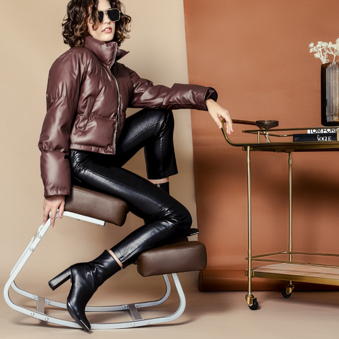 The Austin Kneeling Chair: Version Metal - Sleekform Furniture
