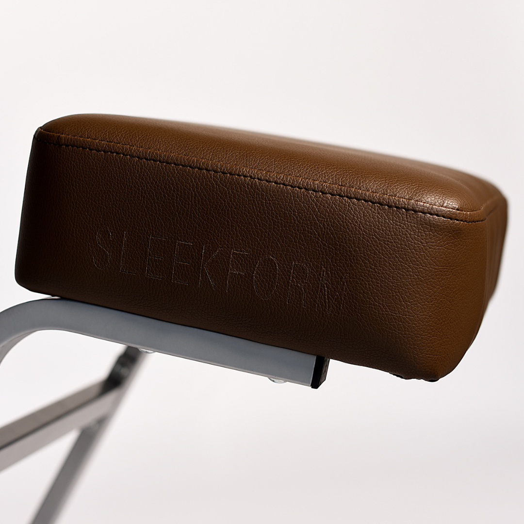 The Austin Kneeling Chair: Version Metal - Sleekform Furniture